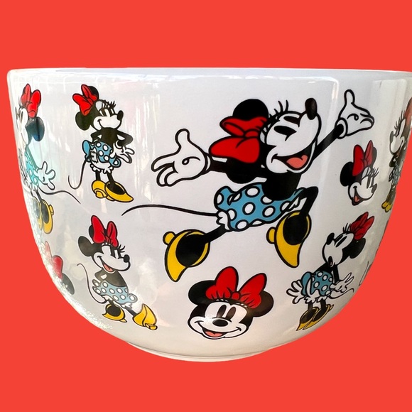 Disney Minnie Mouse Oversized Coffee Tea or Soup Bowl. Really Adorable. New. - Picture 2 of 7